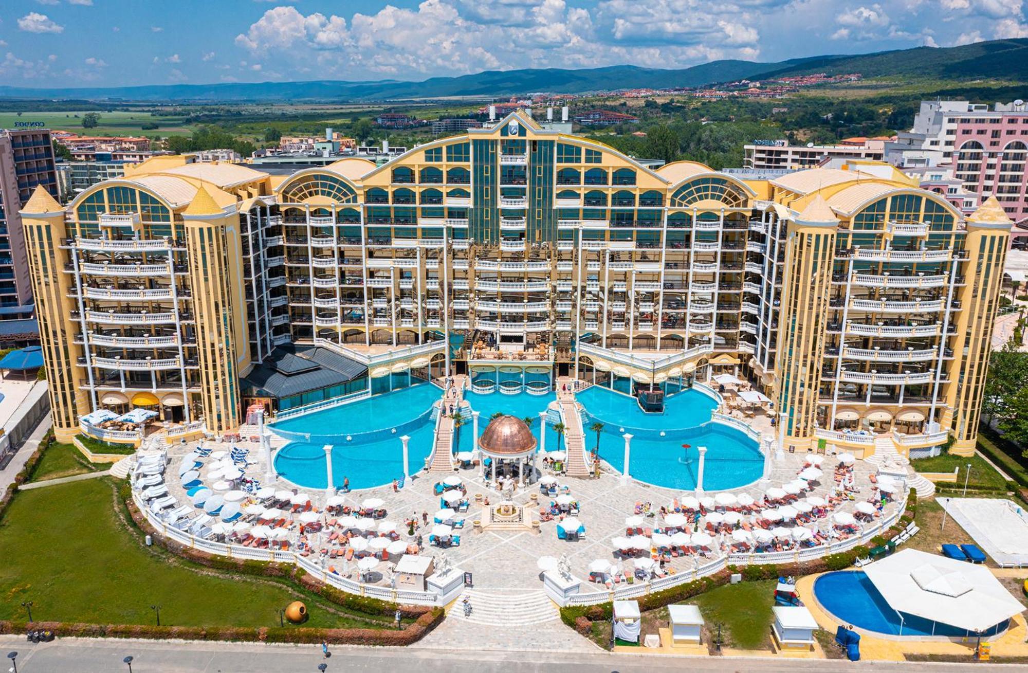 Imperial Palace Hotel Pantai Sunny Luaran gambar Royal Sun Resort