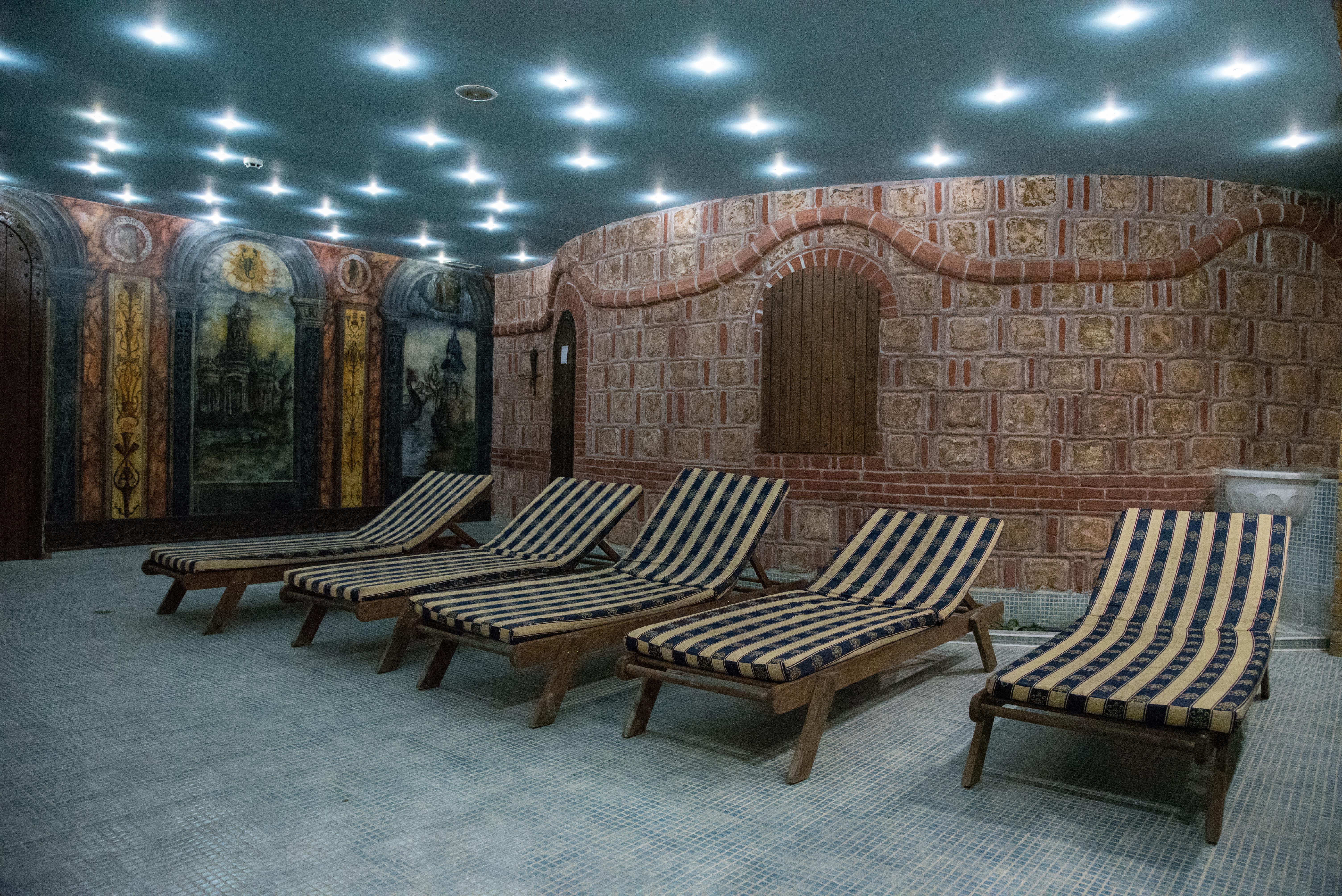 Imperial Palace Hotel Pantai Sunny Luaran gambar The spa