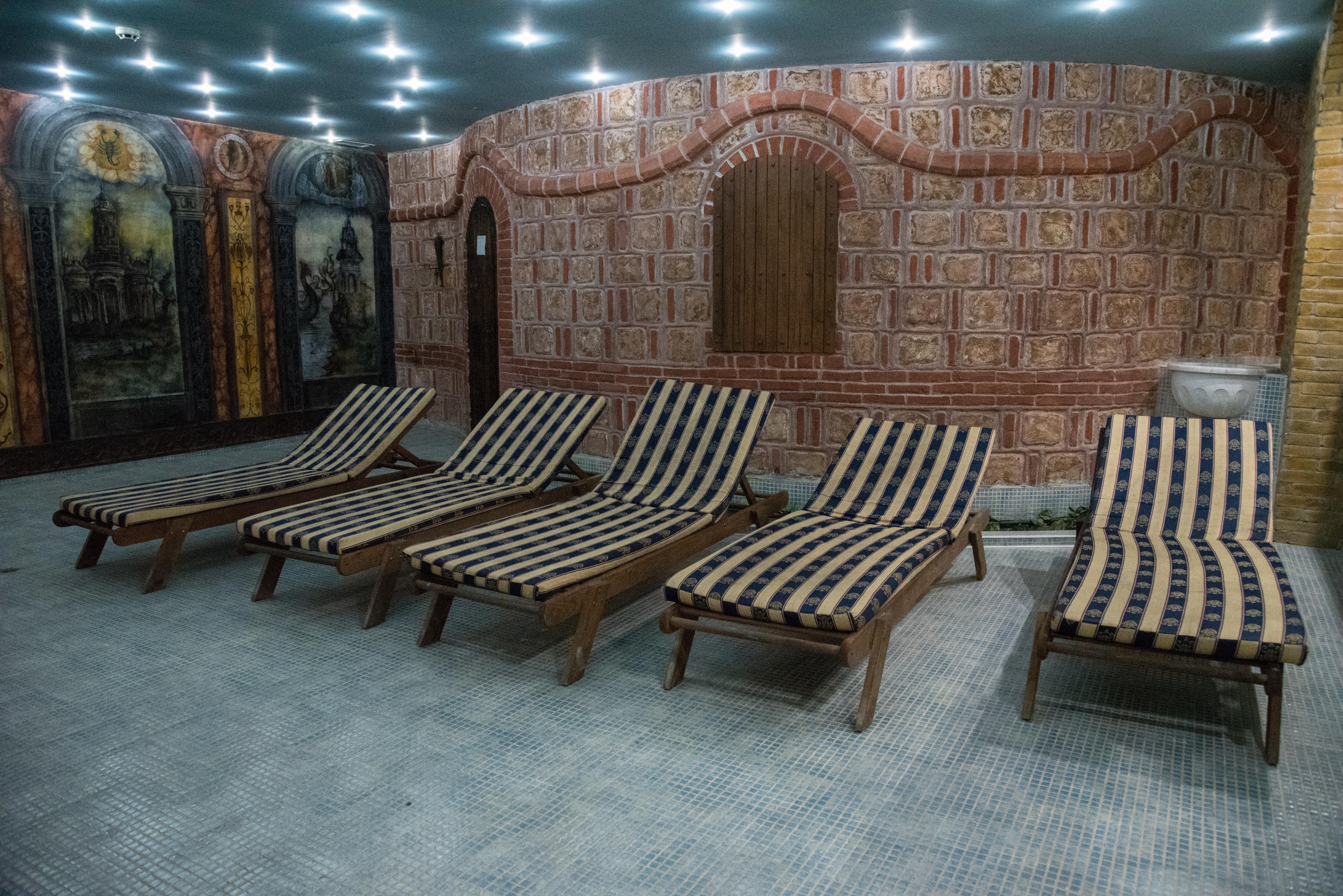 Imperial Palace Hotel Pantai Sunny Luaran gambar The interior of the spa